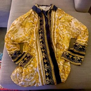 Silk Versace pattern 80’s button down vintage woman’s top size medium